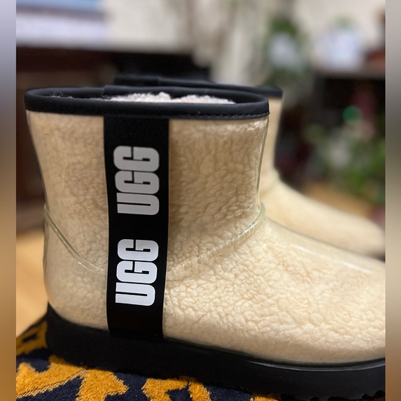 UGG Shoes - UGG Cream Shearling Ankle Boots